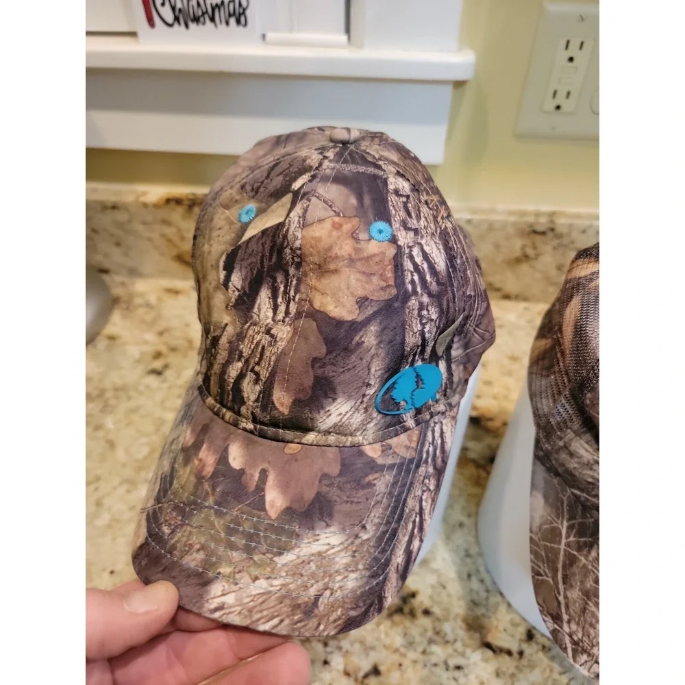 RealTree/Mossy Oak Camo Camouflage Snapback Hats.  One Size.  Includes 2 hats